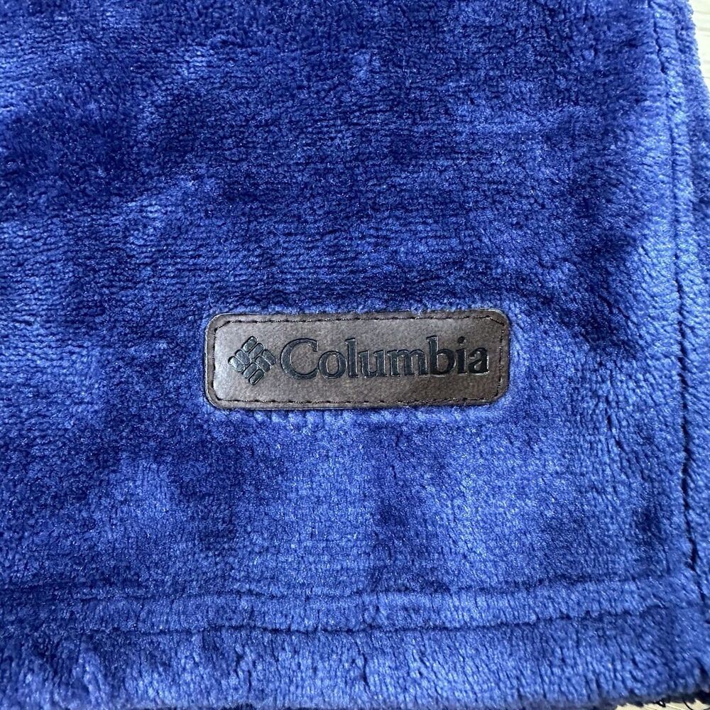 Columbia Super Soft Plush Throw Blanket Blue 50" x 60" Microfiber Fleece Relax - Picture 2 of 6